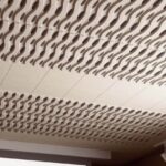 音の響きを楽しみ、音漏れを軽減する防音室用天井材　DAIKENの「オトテン」